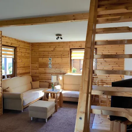 Large, Comfortable With A Garden Σπίτι διακοπών Smołdzino